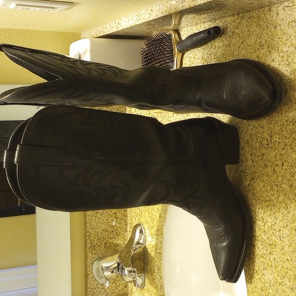 The Annie boots - Picture 3 of 7